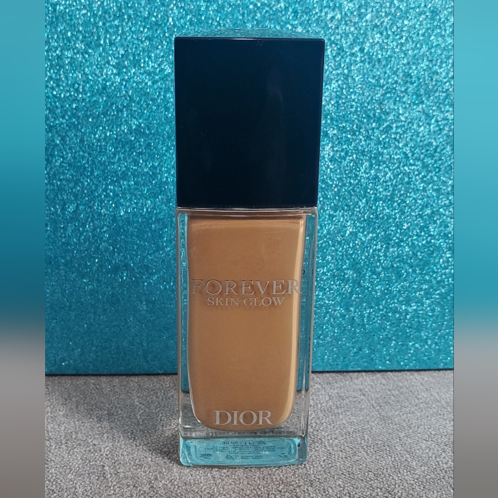 Dior Forever Skin Glow 4W